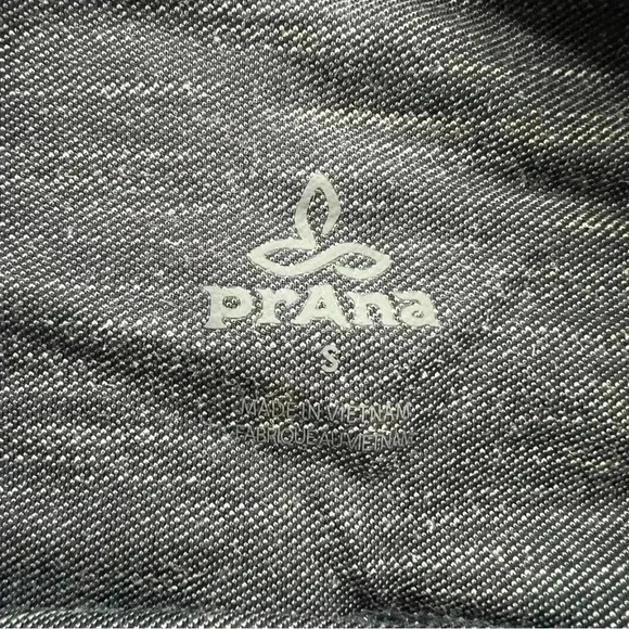 PRANA Ember Capri Pants Leggings Workout Yoga Women’s Size Small W41190650 $70 - Picture 13 of 16